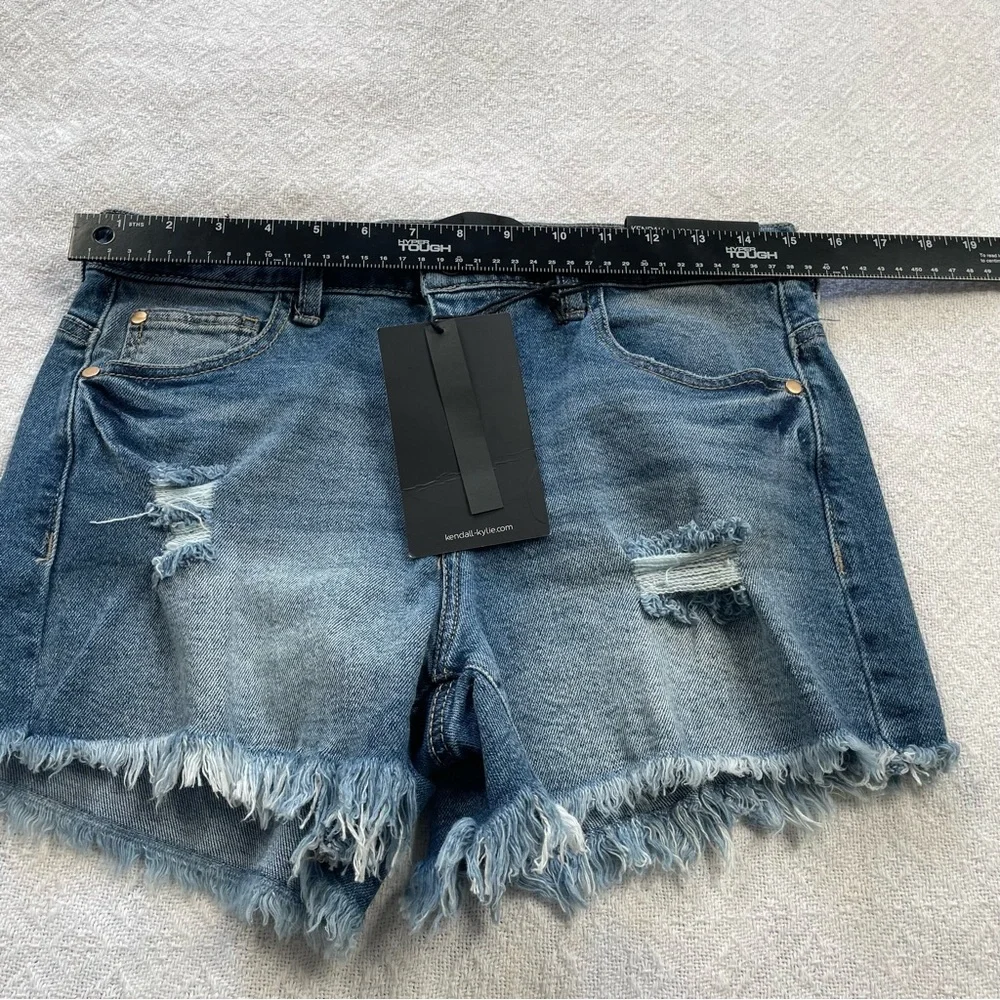 Kendall & Kylie Distressed Blue‎ Jean Shorts ~ Size 9 / 29  ~ Summertime ~ NWT